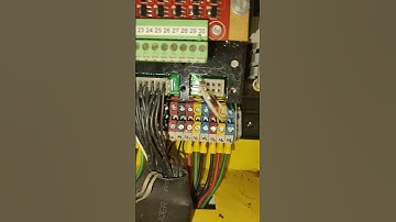 elevator control panel 🛗