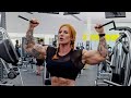 Zoa Linsey FBB You Won’t Believe Her Muscle Power!