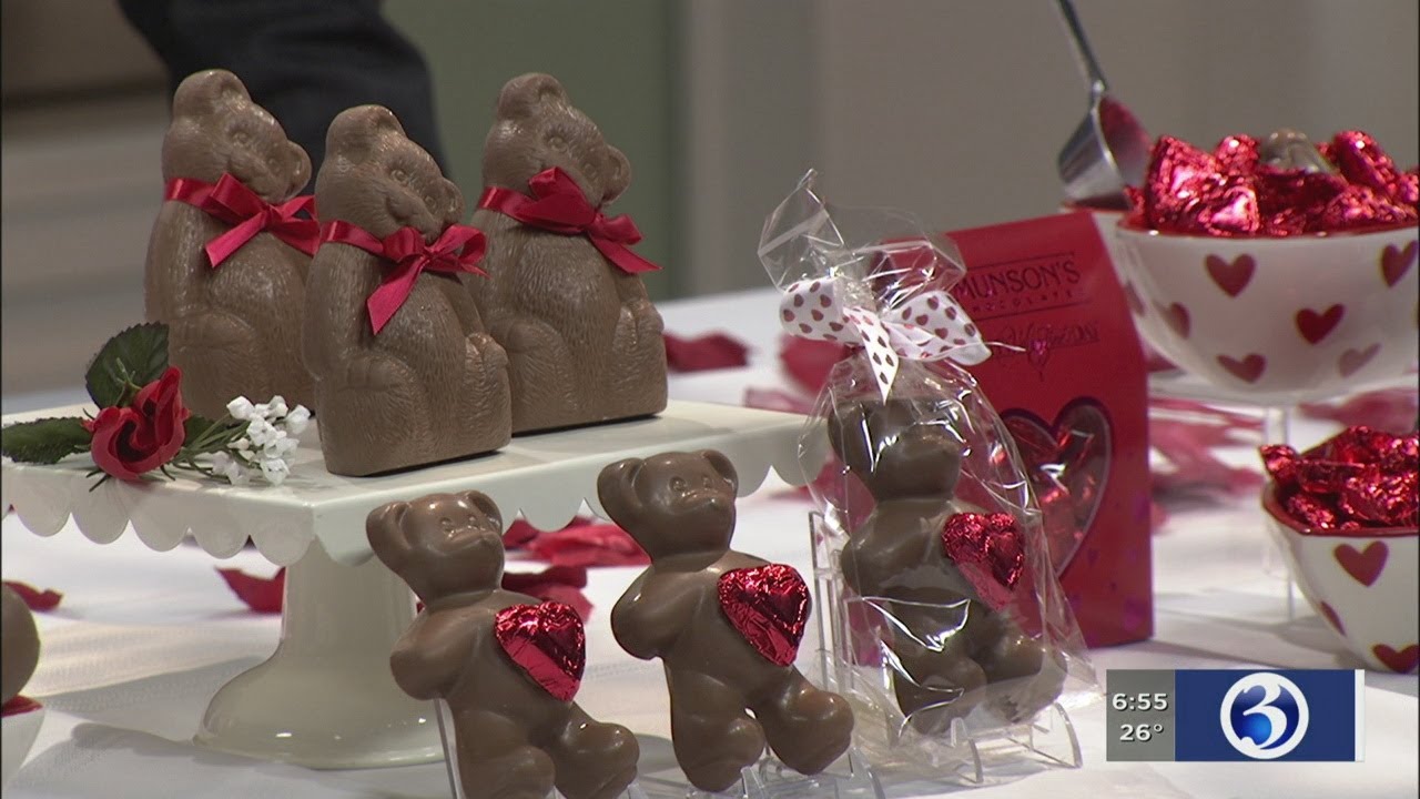 VIDEO Munson's Chocolates showcases Valentine's Day gift ideas YouTube