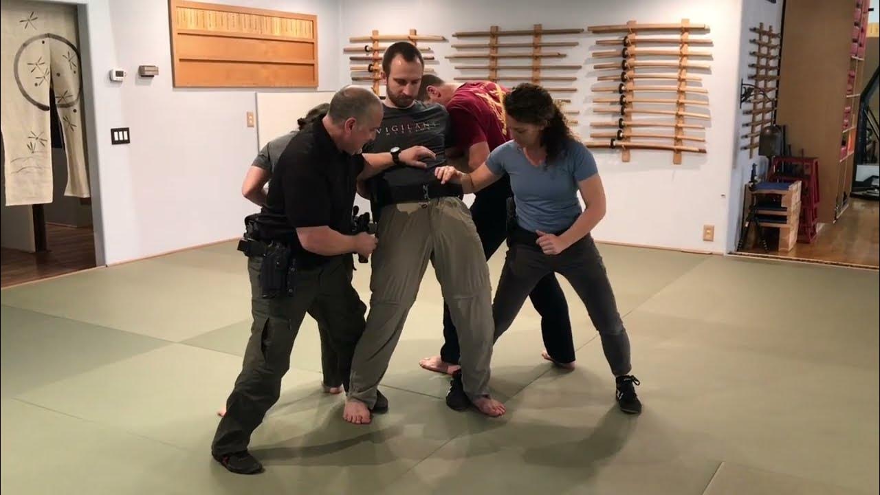 Aikido & Law Enforcement The 2on1 Arm Control with an Incremental