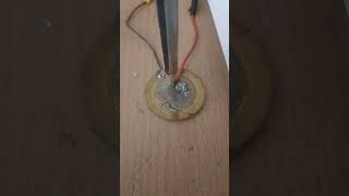 Piezo transducer electric spark discharges and effect of graphite pencil lead on the sparks display