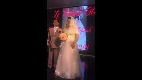 Đám cưới giữa chú rể tàn tật và cô dâu kém 20 tuổi, tình yêu cổ tích là có thật