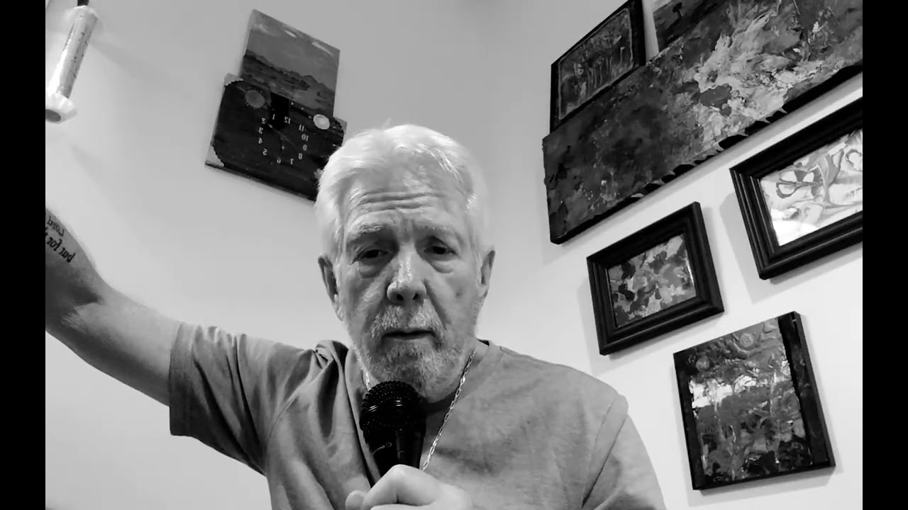 @th the  most beautiful girl in the world 