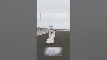 This Road System Changes Lanes to Reduce Traffic