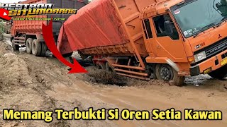 Terbukti Setia Kawan!! Si Oren Nekat Lewat Demi Untuk Menarik Temannya Yang Amblas