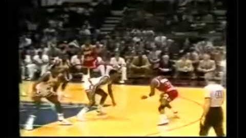 Michael Jordan Skills - turn around jumper