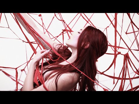 Видео: ALMA - Voodoo Doll (Official Making)