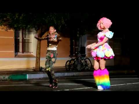 Willow Smith Feat. Nicki Minaj Fireball (Trailer)