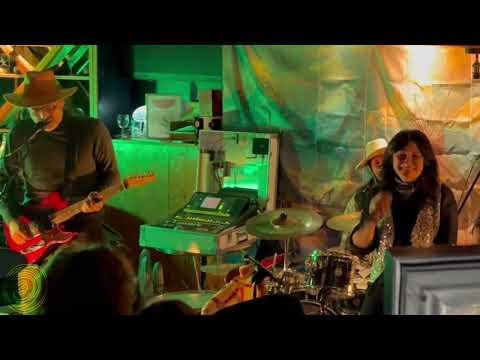 Nevrosyne – Live d'anniversaire cowboy à Allauch (2026) – Ça (c'est vraiment toi) version