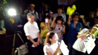 2013.07.26 官邸前抗議行動:ドラム隊とのマイク・リレー〈ファミリー・エリア〉