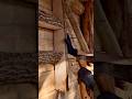 bush craft shelter (17) 山小屋の小窓作り！