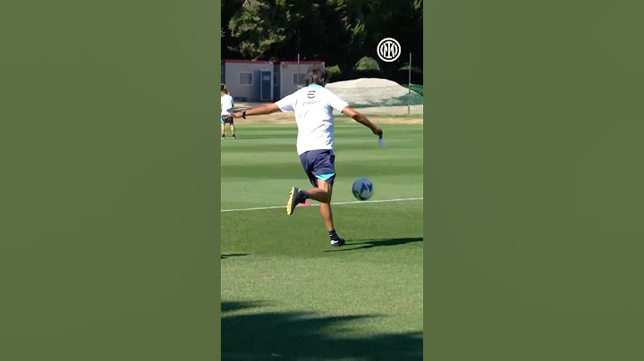 Inzaghi's crazy skill during training 🫨🔥 #IMInter #Shorts