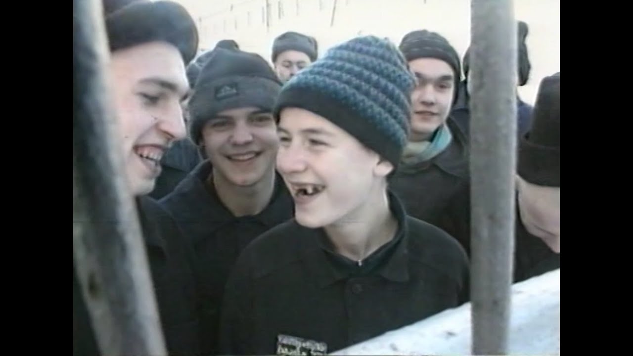 Дети в тюрьме. Жизнь в воспитательной колонии | Фильм «Дикие лебеди ...