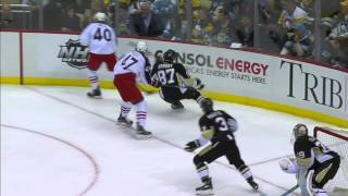 Gotta See It: Crosby falls awkwardly into boards