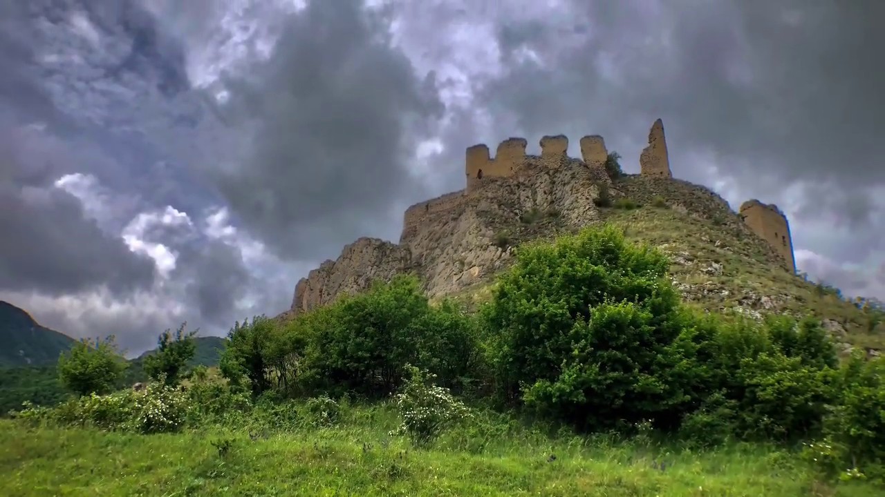 Cetatea Colțești / Cetatea Trascăului - YouTube