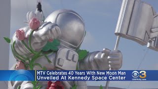 Mtv Celebrates 40 Years With New Moon Man