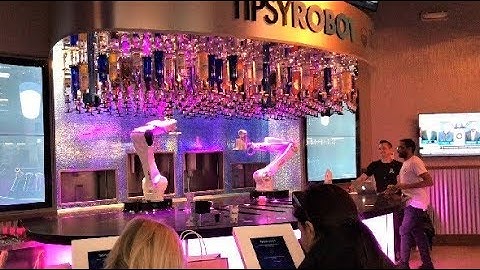 Las Vegas, Tipsy Robot Bartender