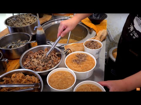 大腸蚵仔雞肉羹麵線-台灣傳統美食 /Intestine Oyster Chicken Pork Vermicelli-Taiwanese Traditional Food