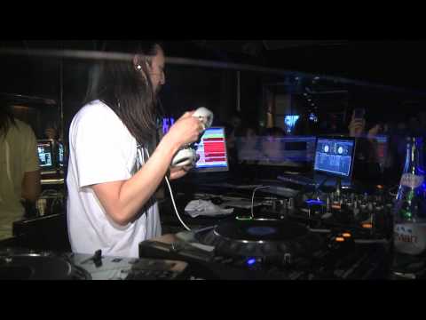 Steve Aoki on Wormbook Tv