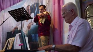 Kalyan Playing the Gujarati Arti on Violin on Meher Baba's Birthday 2017