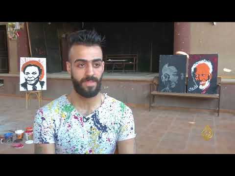 هذا الصباح-شاب مصري يبدع لوحات فنية بالمقلوب