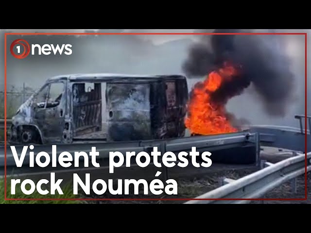 Kiwis stranded in holiday hotspot as riots break out | 1News class=