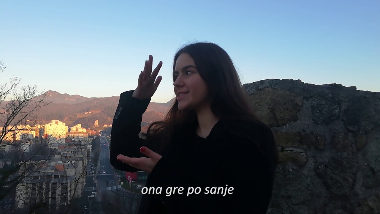 Nipke - Ina (v slovenskem znakovnem jeziku)