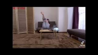 Japanese girl farts