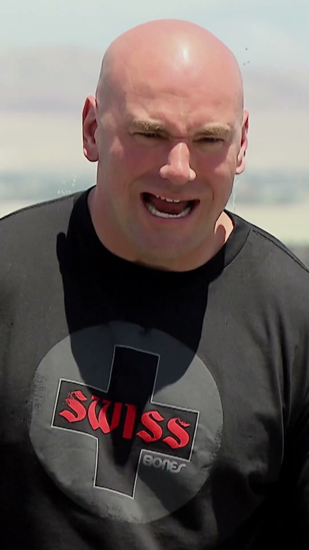 That was a hard a** fall ? #ufc