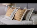 Video: copy of FUNDA COJIN BEIGE CENTRO ESPIG OCRE-BEIGE FLECO BLANCO 50X50