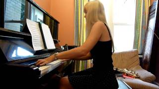 Lara plays The Neverending Story Medley on piano chords