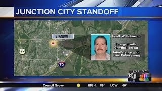 Man arrested in Junction City after 2 hour standoff