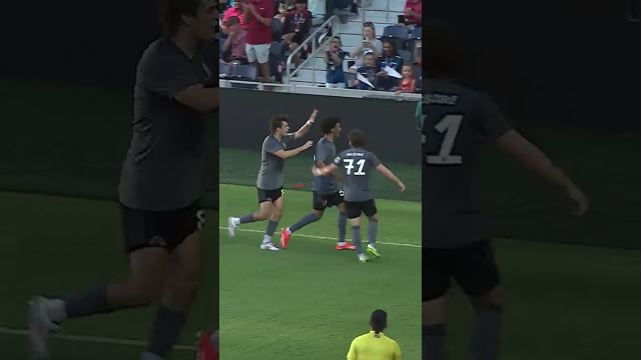 MyKhi Joyner gets the job done with a golazo and gives St Louis CITY2 the lead