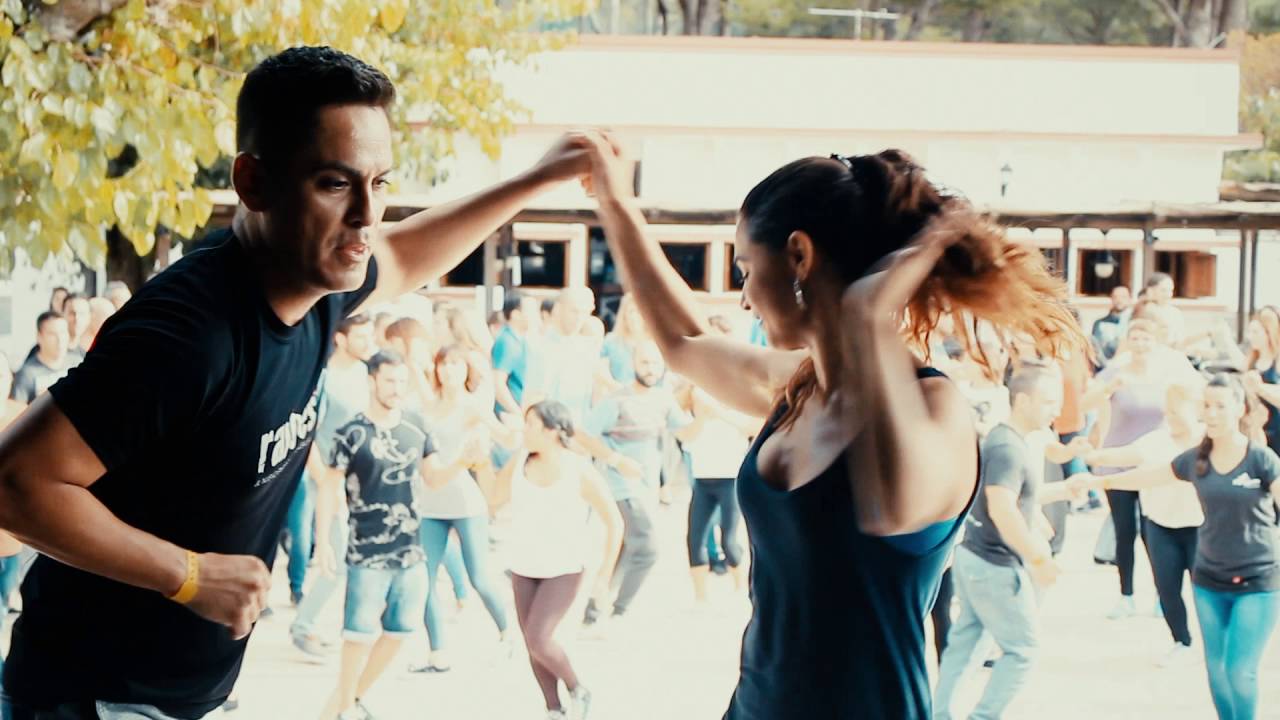 facilito! Setenta con Rumba cuban revolution