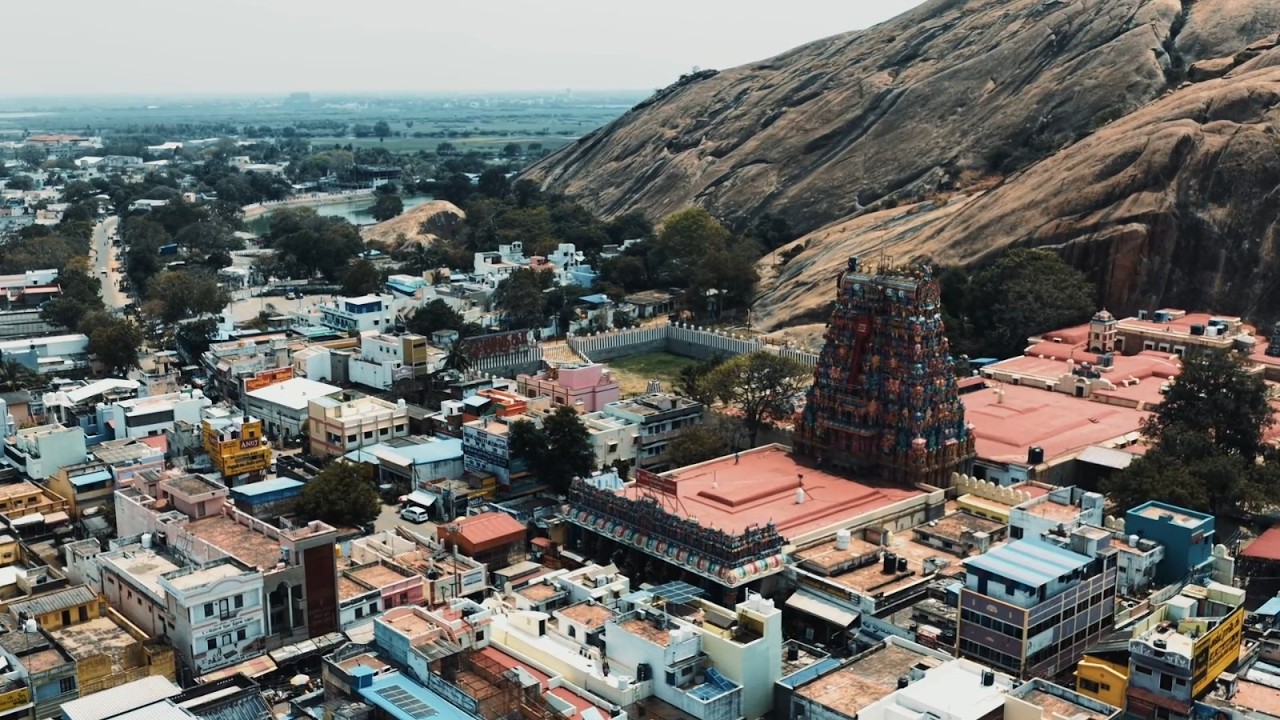 Moments of faith at Thirupparankundram – PM Modi prays at the Arulmigu Subramaniyaswamy Temple
