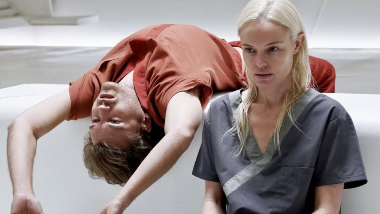 AGASOBYANUYE KARYOSHYE CYANE {The Immaculate Room 2022 } BY THE COMMENTS250