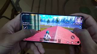... --dynamic amoled, 6.1", quad hd+ (2k+), exynos 9820, 8gb ram,
128gb rom, 3400mah-- have fun. test ga...
