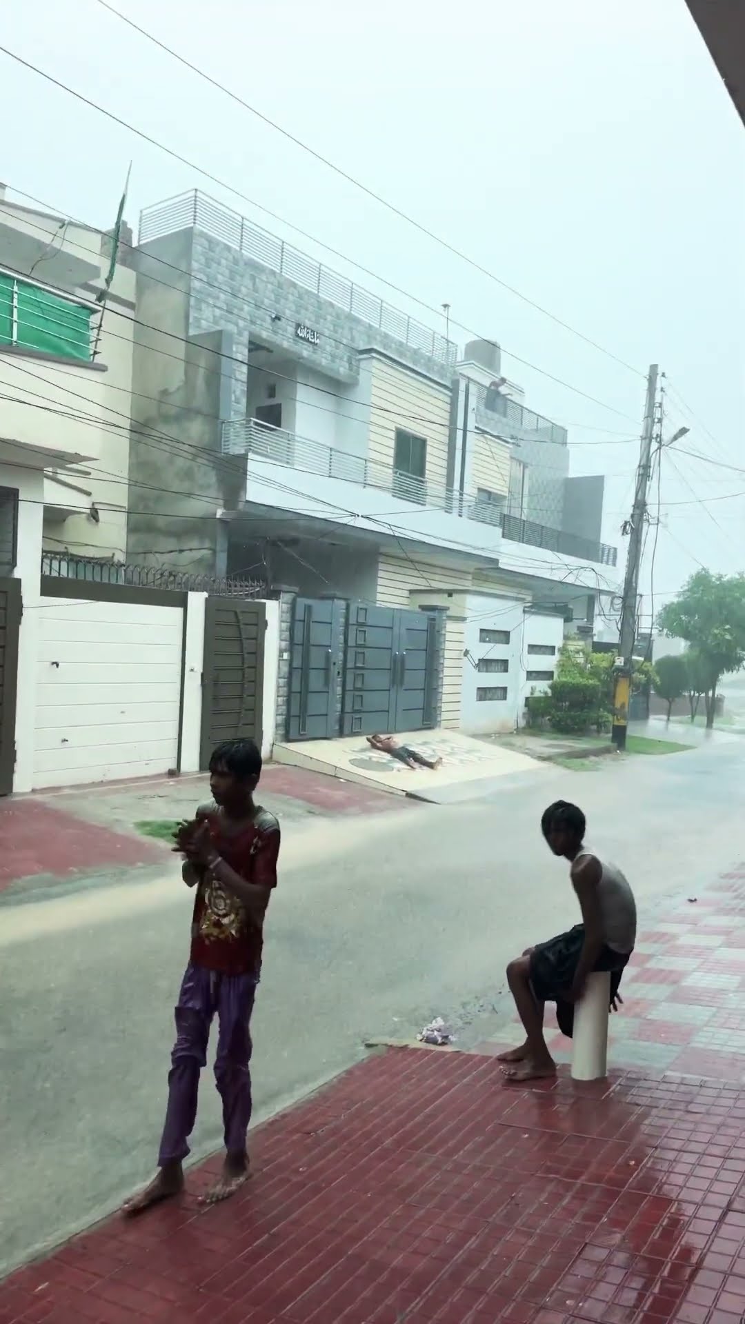 rain🥰 #music #viralvideo #viralshort #viralvideos - YouTube