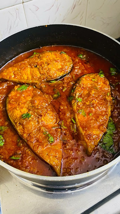 Surmai fish curry🤤 #fishcurry #food #fishrecipe #cookingshorts #shorts #shortvideo #ytshorts