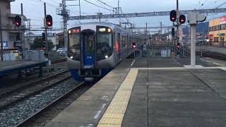 西鉄３０００形・特急　二日市駅に到着　天神大牟田線　２０１６年１２月２５日