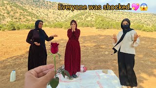 Young Cameraman Proposes to Homeless Girl, Leaving Her Sister in Shock! screenshot 1