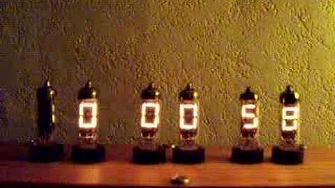 Numitron klok met seconden