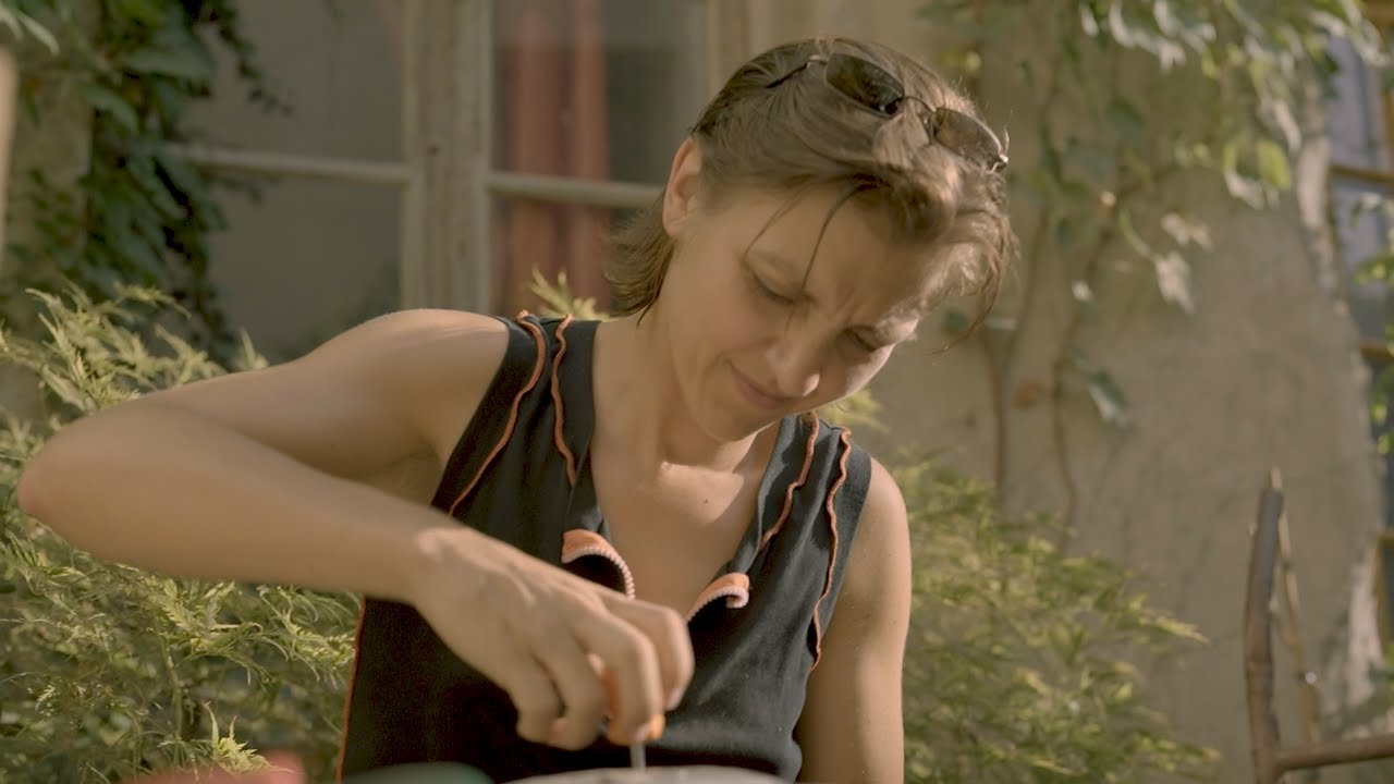 ROSALIE HARTOG - DIMANCHE - (Clip Officiel) - Album "Méandres"