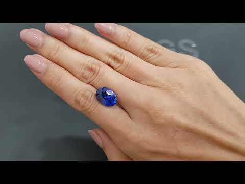 Intense Cornflower blue sapphire 7.52 carats in oval cut, Sri Lanka Video  № 3