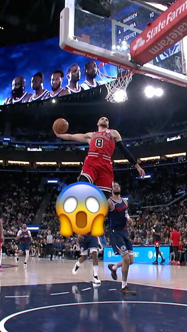 LaVine TAKES FLIGHT!