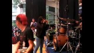 perangkai kembang seroja dungu @museum mandiri