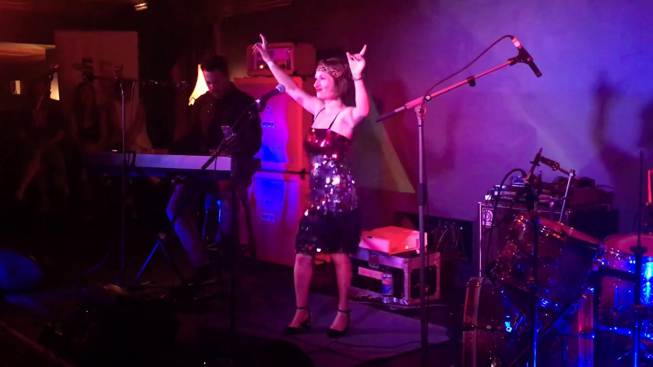 Singer Jaffa Rome The Jaffa Cakes Live at the Italian Fusion Festival - YouTube