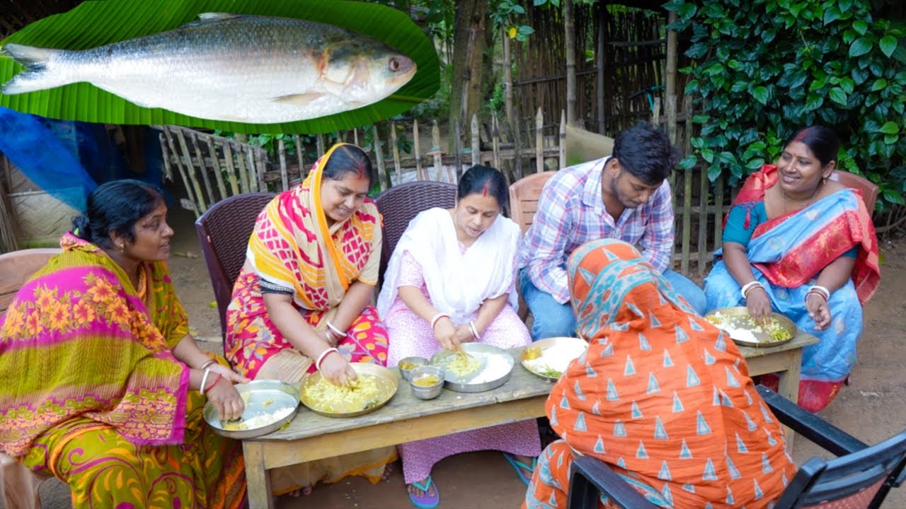অনেকদিন পরে বাবা-মা বাড়ির রান্না খেলো তাও আবার সরষে Ilish |