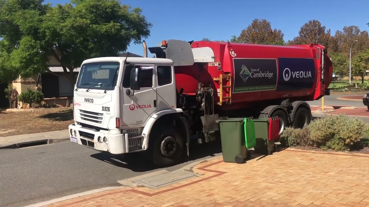 City of Belmont 3pm garbage PART 1 with the (now ex Cambridge truck) SLO26