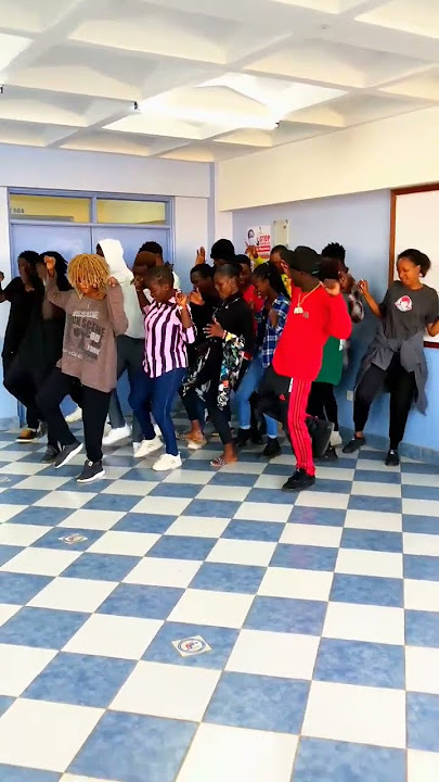MIONDOKO MASTER _MC GOGO TA TA TA DANCE VIDEO LIVE AT NIBS COLLEGE 🔥SEE HOW THEY KILLED IT